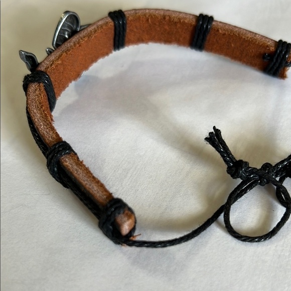 Black Brown Leather Bracelet Adjustable Elephant Charm Bohemian Rustic Unisex - Picture 3 of 4